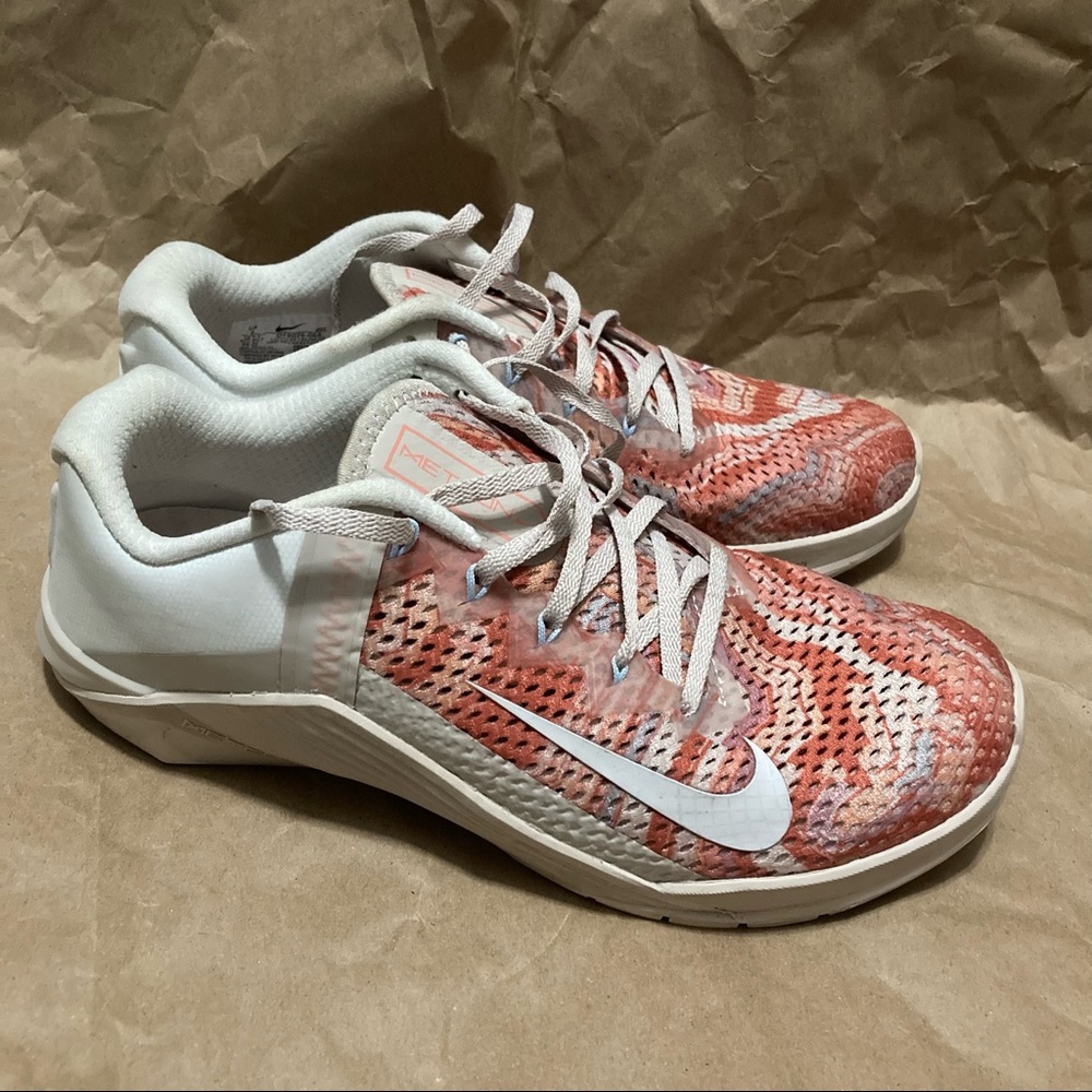 Nike Metcon 6 Desert Sand Trainers Womens 9